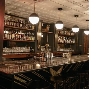 https://modern-luxury-rooftop-deck-3-mi-to-downtown.nashville-hotels.org